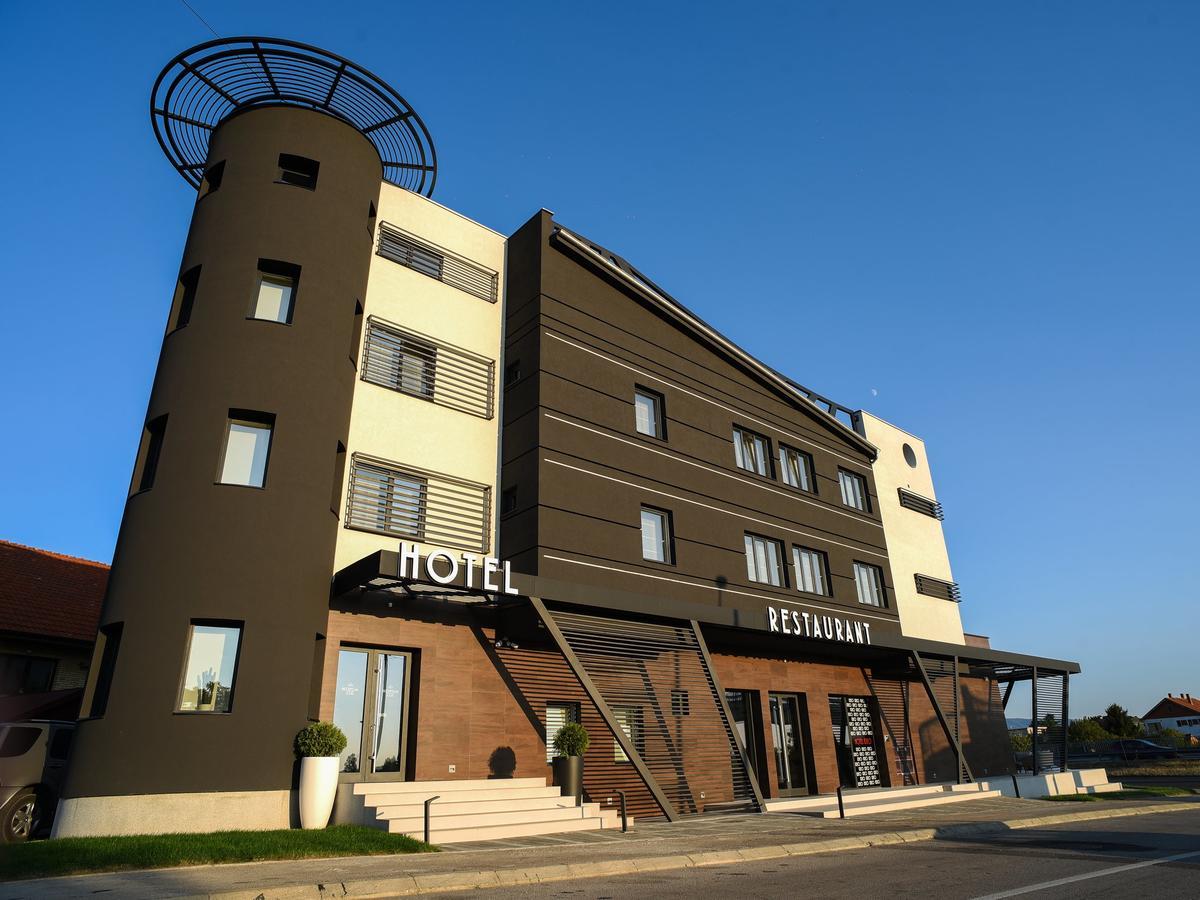 Hotel Ideo Lux Ниш Екстер'єр фото
